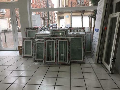 Châssis PVC en STOCK!, Doe-het-zelf en Bouw, Glas en Ramen, Nieuw, Dubbelglas, Ophalen of Verzenden