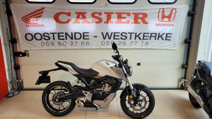 Honda CB125R, Motoren, Motoren | Honda, Particulier, Naked bike, 11 kW of minder, 1 cilinder, ABS, LED Verlichting, Ophalen