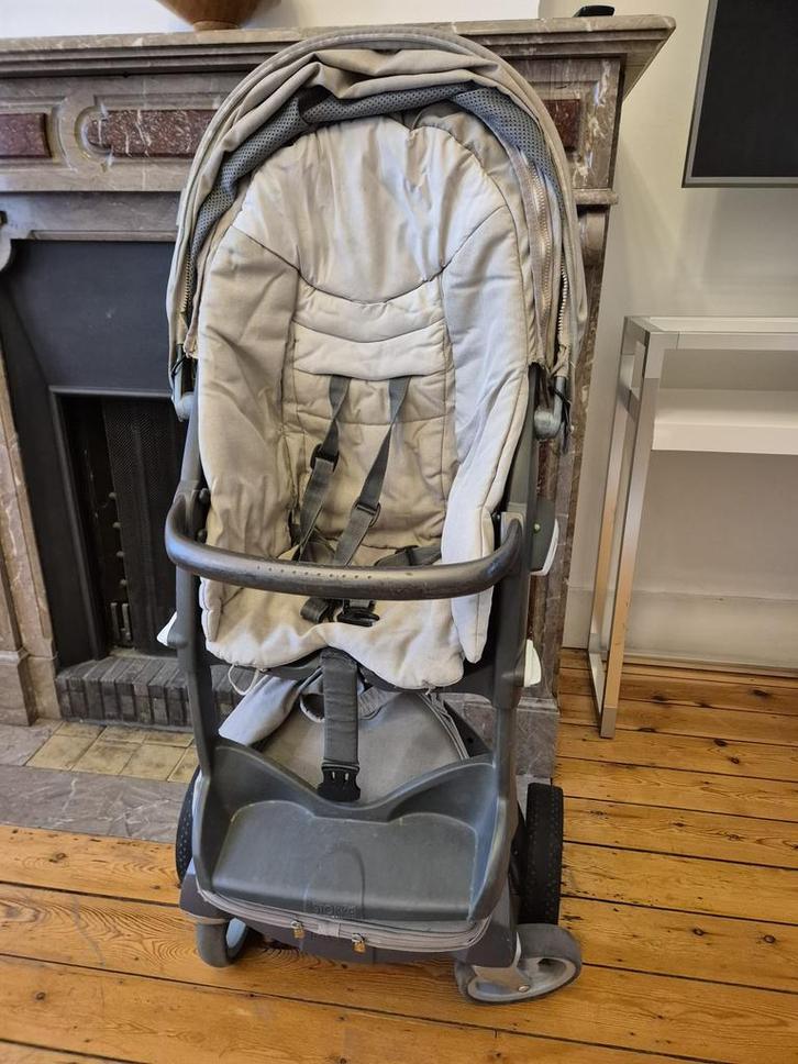 Poussette STOKKE –Très bon état –Complète habillage pluie, Kinderen en Baby's, Buggy's, Gebruikt, Overige merken, Regenhoes, Verstelbare rugleuning
