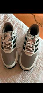Baskets marque adidas pointure 41 1/3 neuve, Vêtements | Hommes, Chaussures, Enlèvement ou Envoi