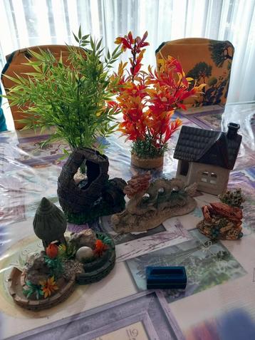 5 décorations + 2 plantes + 1 aimant pour 20 euros  20 euros, Enlèvement, Utilisé