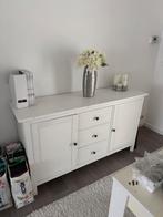 Ikea Helnes buffetkast, Huis en Inrichting, Kasten | Dressoirs, Ophalen, Zo goed als nieuw
