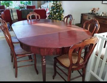 Mooie antieke tafel in Engelse stijl. Gratis op te halen, Enlèvement