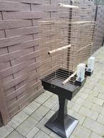 Mooie kooi met toebehoren zie foto's, Dieren en Toebehoren, Ophalen, Zo goed als nieuw, Metaal, Vogelkooi