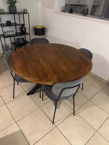 Tafel + stoelen, Ophalen