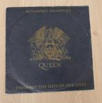 7" Queen – Bohemian Rhapsody / These Are The Days Of Our Liv, Rock en Metal, Gebruikt, Ophalen of Verzenden, 7 inch