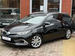 TOYOTA AURIS LOUNGE HYBRID 1.8I 99PK |NAVI | CAMERA | LED |, Auto's, Parkeersensor, Leder en Stof, Zwart, 5 deurs