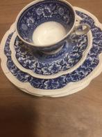 Regout koffie servies , 12 dessert en 12 tas en ondertas, Antiek en Kunst, Ophalen