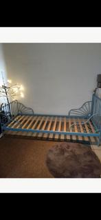 Standaard eenpersoons metalen bedframe (lichtblauw), Ophalen, Eenpersoons