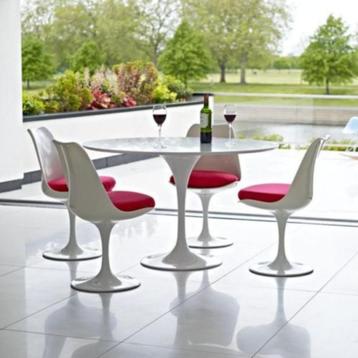 Ensemble - Table Saarinen Tulip 120cm avec 4 chaises