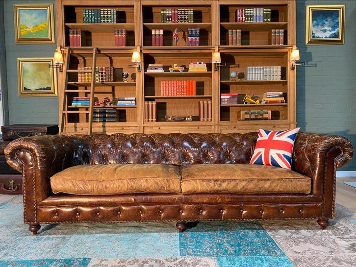 XL Chesterfield zetel sigaren cognac GRATIS GELEVERD, Huis en Inrichting, Zetels | Voetbanken en poefs, Leer, Ophalen of Verzenden