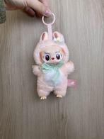 The Monsters: Mokoko lafufu, Ophalen, Nieuw