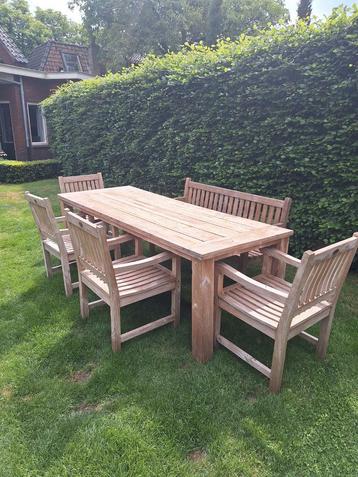 Teakhouten tuinset.  beschikbaar voor biedingen