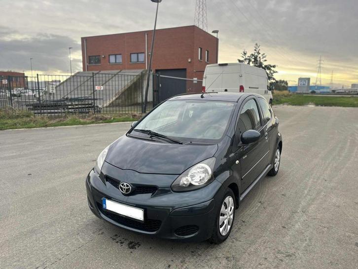 Toyota Aygo 1.0i Benzine Euro5 Gekeurd met carpass, Auto's, Toyota, Bedrijf, Te koop, Aygo, ABS, Airbags, Airconditioning, Boordcomputer