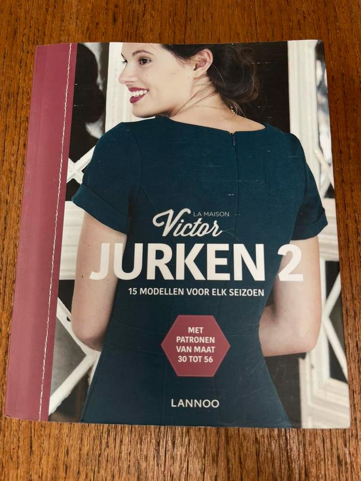 La Maison Victor - Jurken 2 patronenboek, Hobby en Vrije tijd, Kledingpatronen, Nieuw, Overige typen, Vrouw, Overige merken, Ophalen of Verzenden