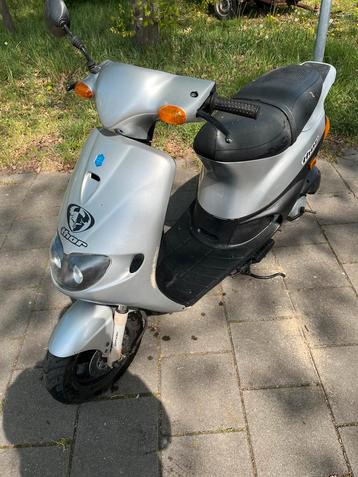 Piaggio fastrider 70cc duitste papieren  beschikbaar voor biedingen