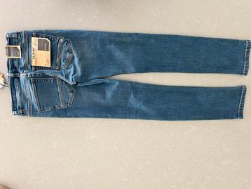 Quinn jeans maat 146