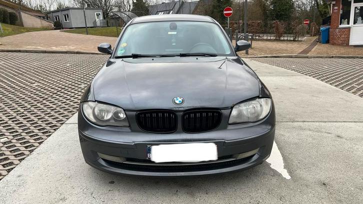 BMW 118D 2008, Auto's, BMW, Particulier, 1 Reeks, Diesel, Euro 4, Stadsauto, 5 deurs, Handgeschakeld, Overige kleuren, Stof, Achterwielaandrijving
