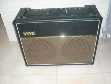 Vox AC 30    CC2 lampenversterker beschikbaar voor biedingen