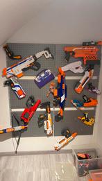 Lot Nerf avec fléchettes + accessoires, Comme neuf