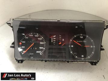 Audi 80 B2 instrumentenpaneel  beschikbaar voor biedingen