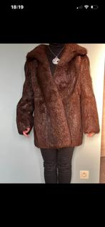 Veste en vraie fourrure prix négociable, Vêtements | Femmes, Vestes | Hiver, Enlèvement, Comme neuf, Taille 38/40 (M), Autres couleurs