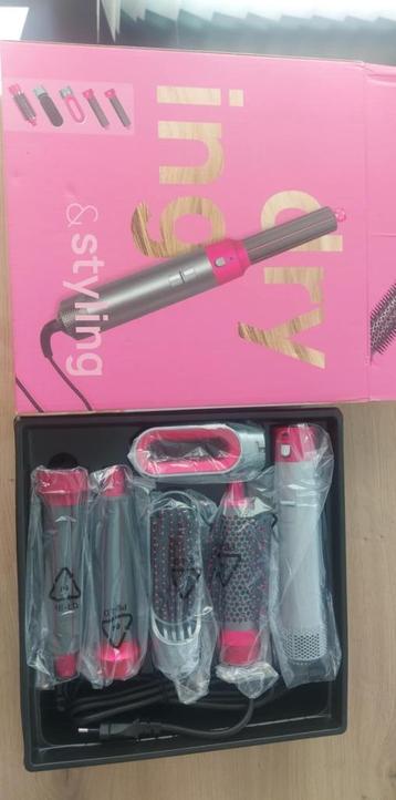 5 in 1 multistyler pink Lissad'or nieuw beschikbaar voor biedingen