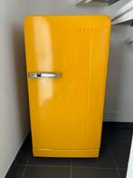 Echte retro koelkast,zonder motor , is gebruikt als kast, Elektronische apparatuur, Ophalen of Verzenden, Niet werkend