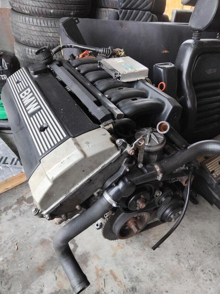 BMW M50b20 motor + versnellingsbak, Auto-onderdelen, Motor en Toebehoren, BMW, Ophalen