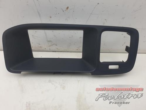 Dashboard sierlijst van een Volvo V60, Auto-onderdelen, Dashboard en Schakelaars, Volvo, Gebruikt, 3 maanden garantie, Ophalen of Verzenden