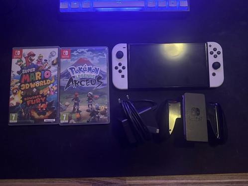 Nintendo Switch OLED + 2 Games & Pro Controller, Games en Spelcomputers, Spelcomputers | Nintendo Switch, Zo goed als nieuw, Switch OLED