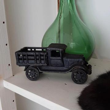 Oude gietijzeren Model T Ford truck in nette staat, ca.17 cm disponible aux enchères