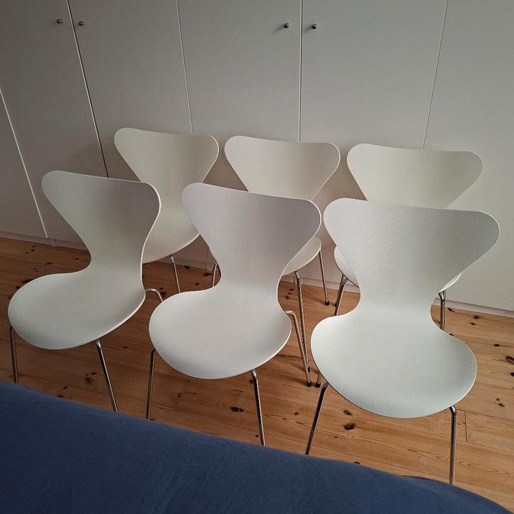 6 chaises série 7 Arne Jacobsen pour Fritz Hansen -blanc, Maison & Meubles, Chaises, Comme neuf, Bois, Blanc, Enlèvement