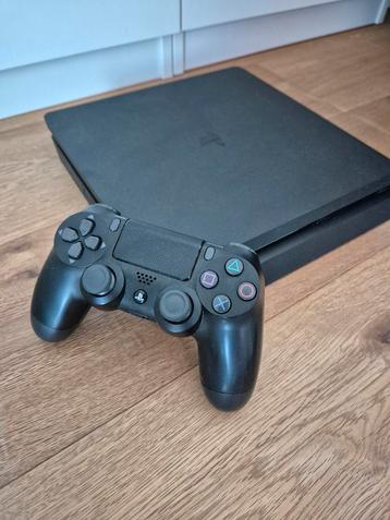 Playstation 4 slim beschikbaar voor biedingen