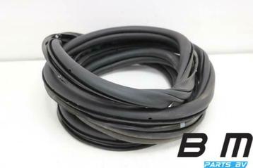 Portierrubber rechtsachter VW Golf 7 5G6867914B beschikbaar voor biedingen