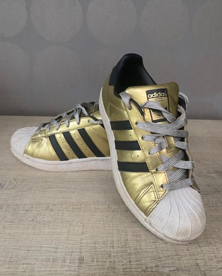 ADIDAS ORIGINALS Superstar sneakers goudkleurig maat 37 1/3, Kleding | Dames, Schoenen, Zo goed als nieuw, Sneakers, Overige kleuren