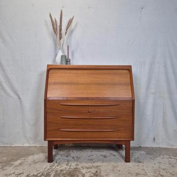 Bernhard Pedersen & Søn, vintage Deense secretaire, kaptafel beschikbaar voor biedingen