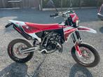 Fantic XM50 | 2023 | <5000 km, Fietsen en Brommers, Brommeronderdelen | Algemeen, Ophalen, Zo goed als nieuw, Fantic