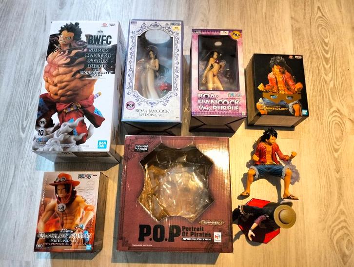 Figurines Manga ( lot 3 ), Collections, Statues & Figurines, Utilisé, Enlèvement ou Envoi