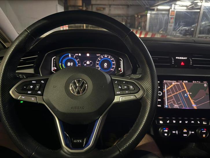 Volkswagen passat GTE 1.4l/100km, Auto's, Volkswagen, Particulier, Passat, Achteruitrijcamera, Hybride Elektrisch/Benzine, Euro 6