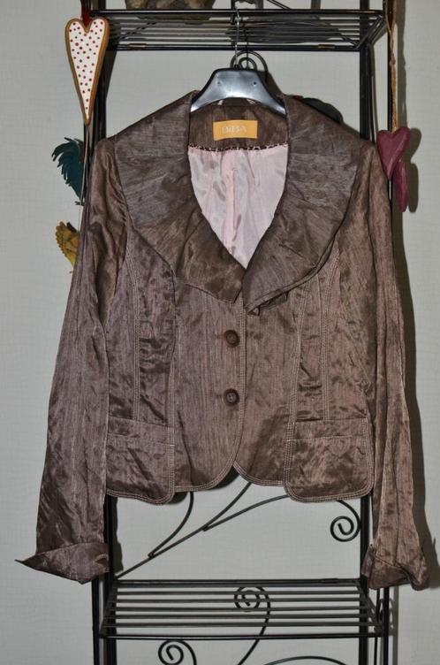 LICHTGLANZEND BRUIN DAMES JASJE MERK BIBA /MAAT 36, Kleding | Dames, Jasjes, Kostuums en Pakken, Zo goed als nieuw, Jasje, Bruin