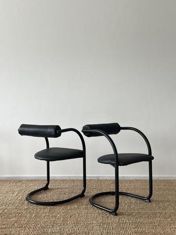 Set van 2 Vintage Postmoderne Cantilever Stoelen, 1980 beschikbaar voor biedingen