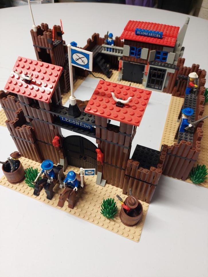 Lego 6769 – Western – Fort Legoredo te koop, Kinderen en Baby's, Speelgoed | Duplo en Lego, Gebruikt, Lego, Complete set, Ophalen of Verzenden