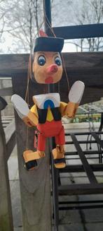 Marionnette en bois très sympa ., Enlèvement