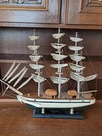 Zeilboot  op voet, Hobby en Vrije tijd, Ophalen, Gebruikt
