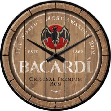 Bacardi John Deere Harley Vespa Coca cola mustang Fendt klok beschikbaar voor biedingen