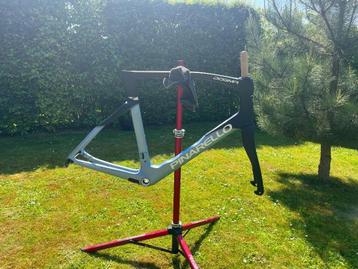 cadre pinarello dogma f beschikbaar voor biedingen