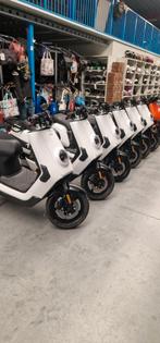 Elektrische cargo scooters verhuur of delivery, Fietsen en Brommers, Nieuw, 50 cc, Ophalen of Verzenden, Klasse B (45 km/u)