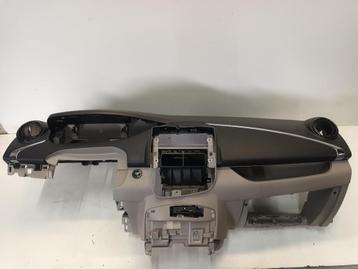DASHBOARD Renault Zoé (AG) (01-2012/03-2024) beschikbaar voor biedingen