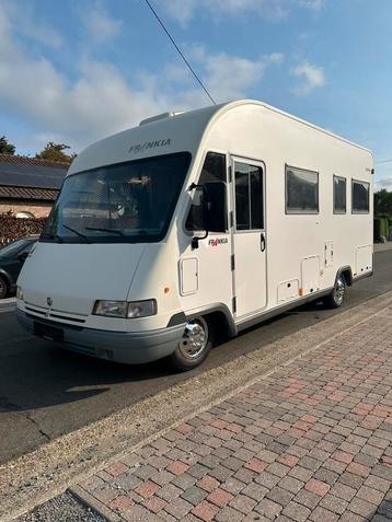 Camping-car intégré Frankia, mobil-home, Particulier